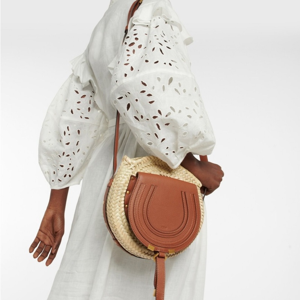 Chloé Marcie Raffia Logo Detailed Crossbody Bag - Picture 2 of 11